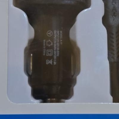 راس شاحن انكر للسيارة